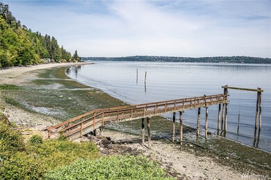 9909 SW 123rd Place, Vashon, WA 98070 - photo 2