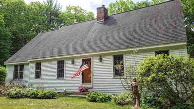 14 Evergreen Cir, Henniker, NH 03242 - photo 3