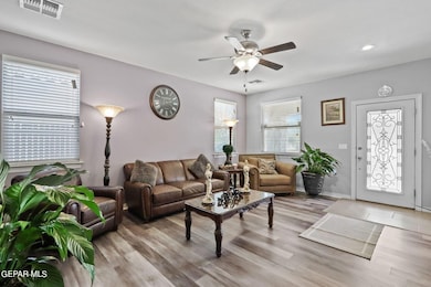 13463 Doncaster St, El Paso, TX 79928 - photo 6