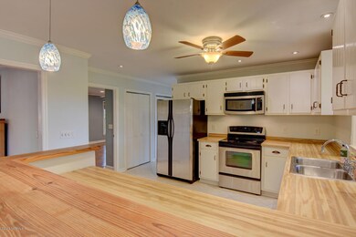 4148 Appleton Way Wilmington-large-021-0
