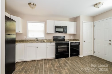 3015 Daisy Ct, Gastonia, NC 28052 - photo 6