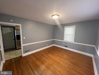 3142 Woodring Ave, Parkville, MD 21234 - photo 7