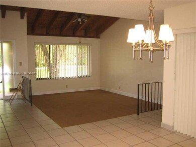 unlisted-address, Davie, FL 33325 - photo 7