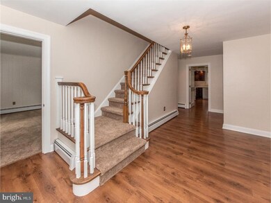 21 Elm Dr, Lansdale, PA 19446 - photo 4