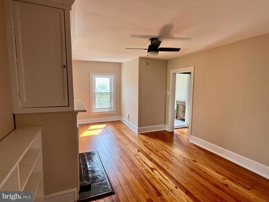 43 Chestnut St unit 3RD FLOOR, Haddonfield, NJ 08033 - photo 7