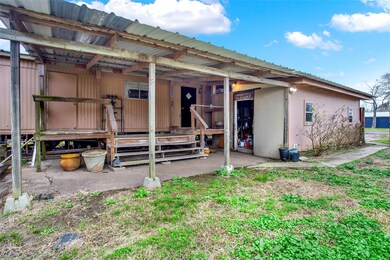 838 County Road 925b, Alvin, TX 77511 - photo 4