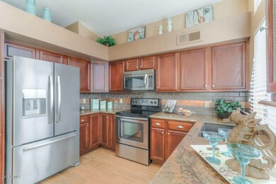 Kitchen (4)-SMALL