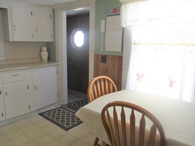 Mud room to kitchen