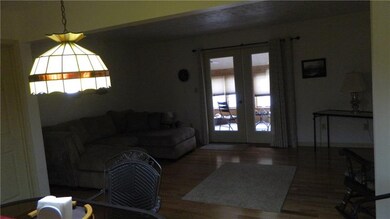 667 Georgetowne Village, Indiana, PA 15701 - photo 6