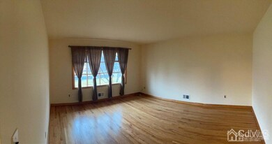 830 2nd St, Dunellen, NJ 08812 - photo 5