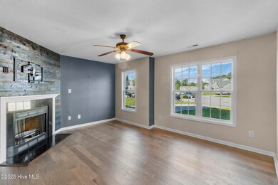 5_living room