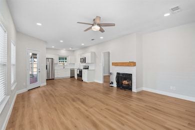 2906 Roxboro Rd, Euless, TX 76039 - photo 6