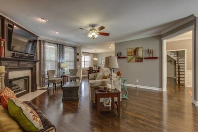 Another view of the living room*to the left is the