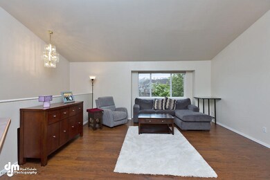 Living Room MS_77008-SMALL