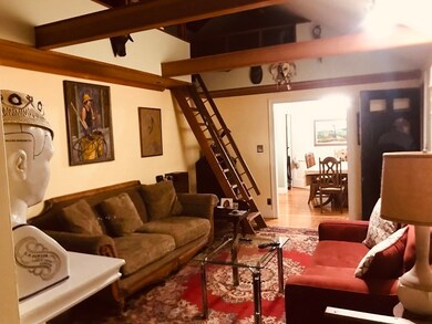 137 Warwick Rd unit 1, West Newton, MA 02465 - photo 5