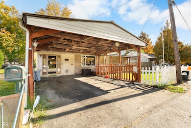 149 S 7th St, Austin, IN 47102 - photo 2