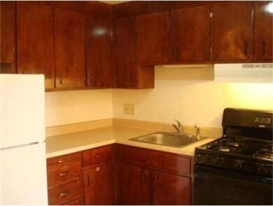 200 Newbury Ave unit 5, Quincy, MA 02171 - photo 2