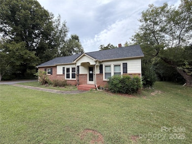 206 11th St NE, Hildebran, NC 28637 - photo 2