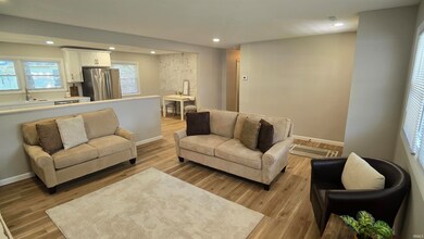 402 N Sims St, Swayzee, IN 46986 - photo 6