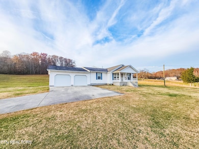 397 Circle Dr, Maynardville, TN 37807 - photo 2