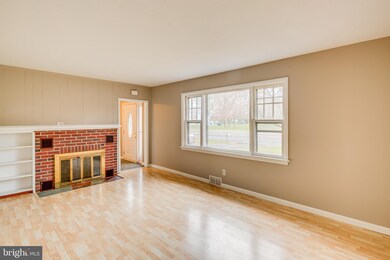 209 Greentree Rd, Glassboro, NJ 08028 - photo 3