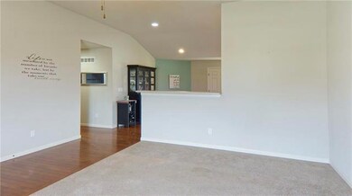 1325 SW Stanfield Rd, Lees Summit, MO 64083 - photo 4