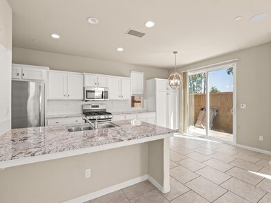 3744 Savant Ln, Clovis, CA 93619 - photo 7