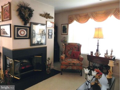 14 Fallen Tree Ct unit D, Halethorpe, MD 21227 - photo 6