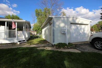 722 N Grover St, Warren, IN 46792 - photo 3