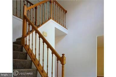 1135 Halesworth Dr, Potomac, MD 20854 - photo 3