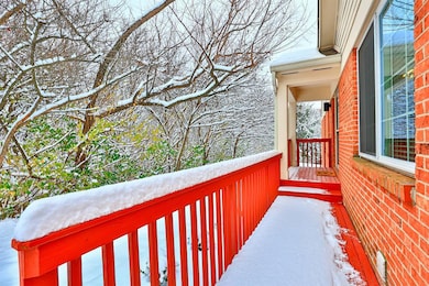 2549 Champions Way, Crestview Hills, KY 41017 - photo 3