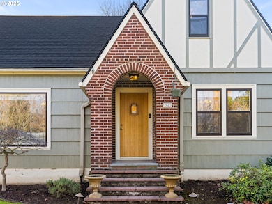 1520 12th St, Oregon City, OR 97045 - photo 2