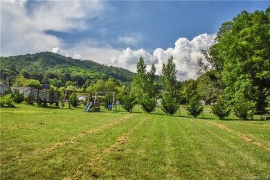 6 Shadow Oaks Dr, Asheville, NC 28806 - photo 2