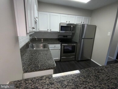 The Brittany unit 808, Arlington, VA 22204 - photo 5