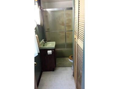 Full Bath. 1st Floor full Bath