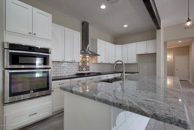 Kitchen wide