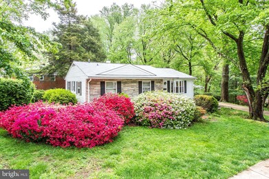 1302 Cottage St SW, Vienna, VA 22180 - photo 2
