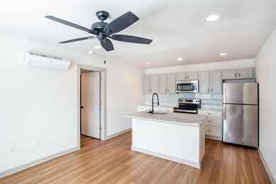 5609 Ross Ave unit E, Dallas, TX 75206 - photo 2