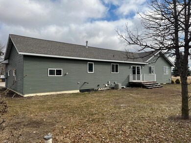 18677 Agate Dr, Sauk Centre, MN 56378 - photo 3