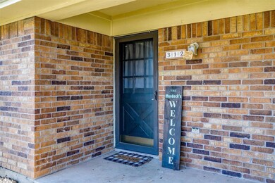 312 Jean Dr, Springtown, TX 76082 - photo 6