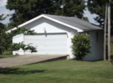 265 Cummins Ferry Rd, Salvisa, KY 40372 - photo 2