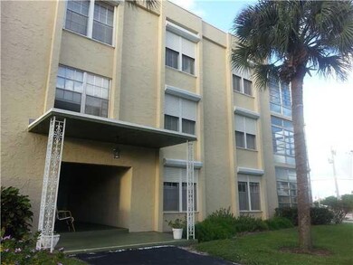 1950 NE Indian River Dr unit 102, Jensen Beach, FL 34957 - photo 2