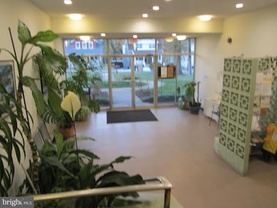 The Carolyn Condominiums unit 303, Silver Spring, MD 20910 - photo 2