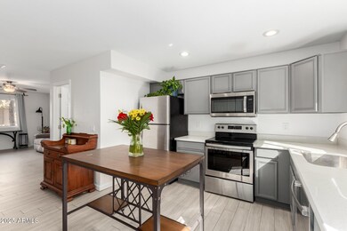 Kitchen/Dining
