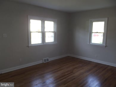 2304 Henlopen Ave, Wilmington, DE 19804 - photo 2