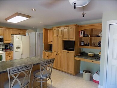 798 Hilltop Rd, Littleton, NH 03561 - photo 2