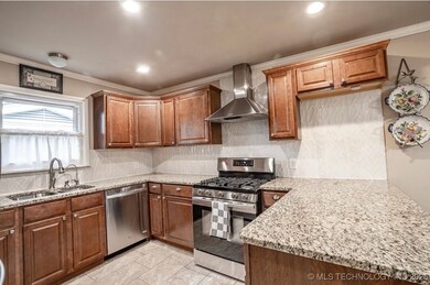 512 W Urbana St, Broken Arrow, OK 74012 - photo 3