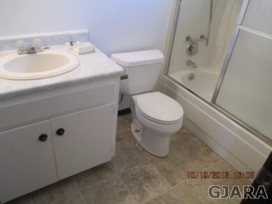 460 NE Daisy Ct, Cedaredge, CO 81413 - photo 5