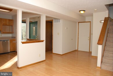 23207 Stoney Hill Ln, California, MD 20619 - photo 2