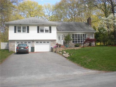 54 High Ridge Dr, Cumberland, RI 02864 - photo 2
